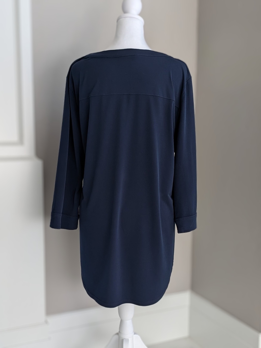 Ellen Tracy Navy Pullover Top with Gold Zip Detail-XL - Picture 2 of 10